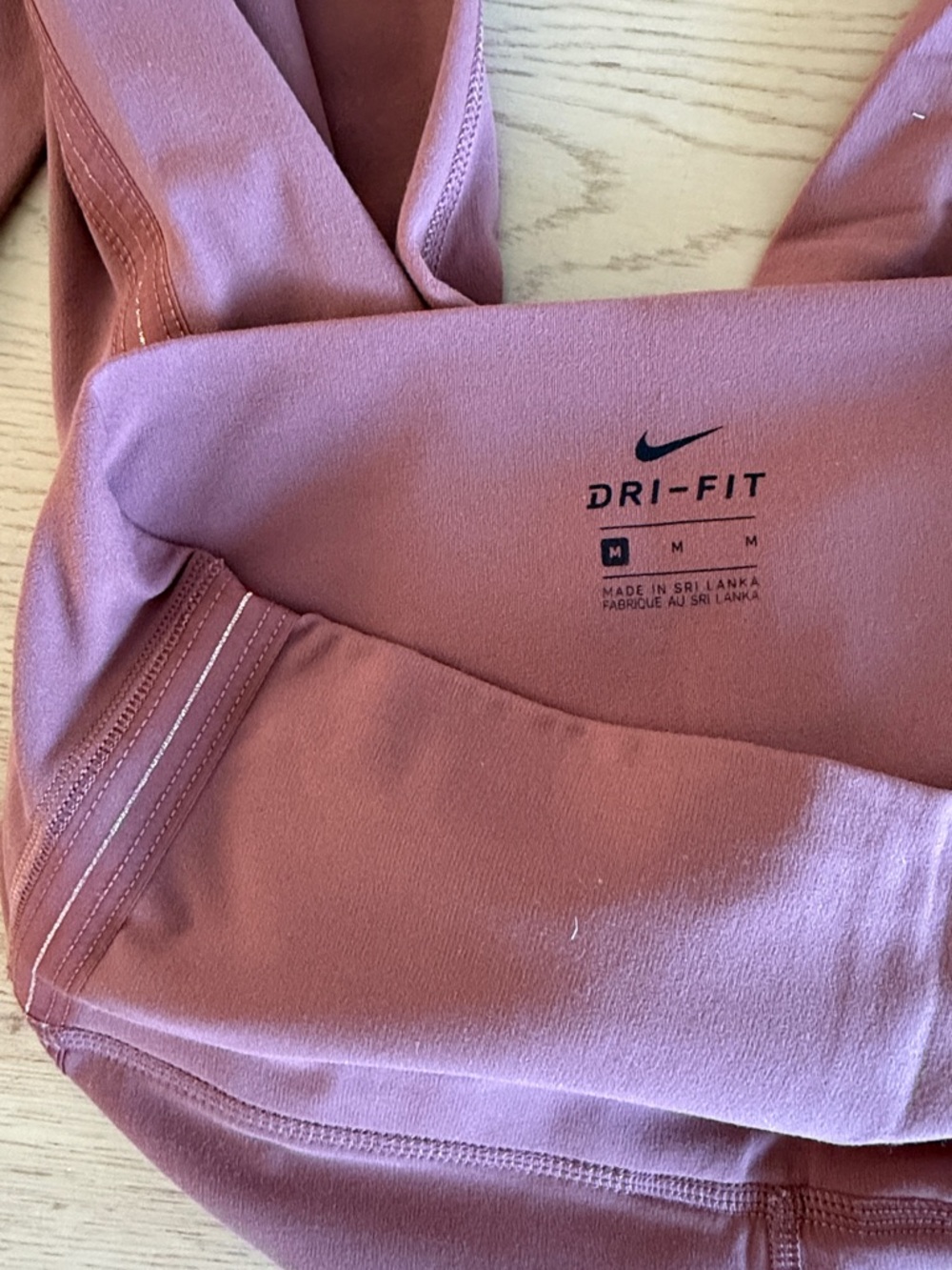 NIKE Women’s Seamless High-Waist Legging & Sports Bra Set terracotta - Picture 5 of 5
